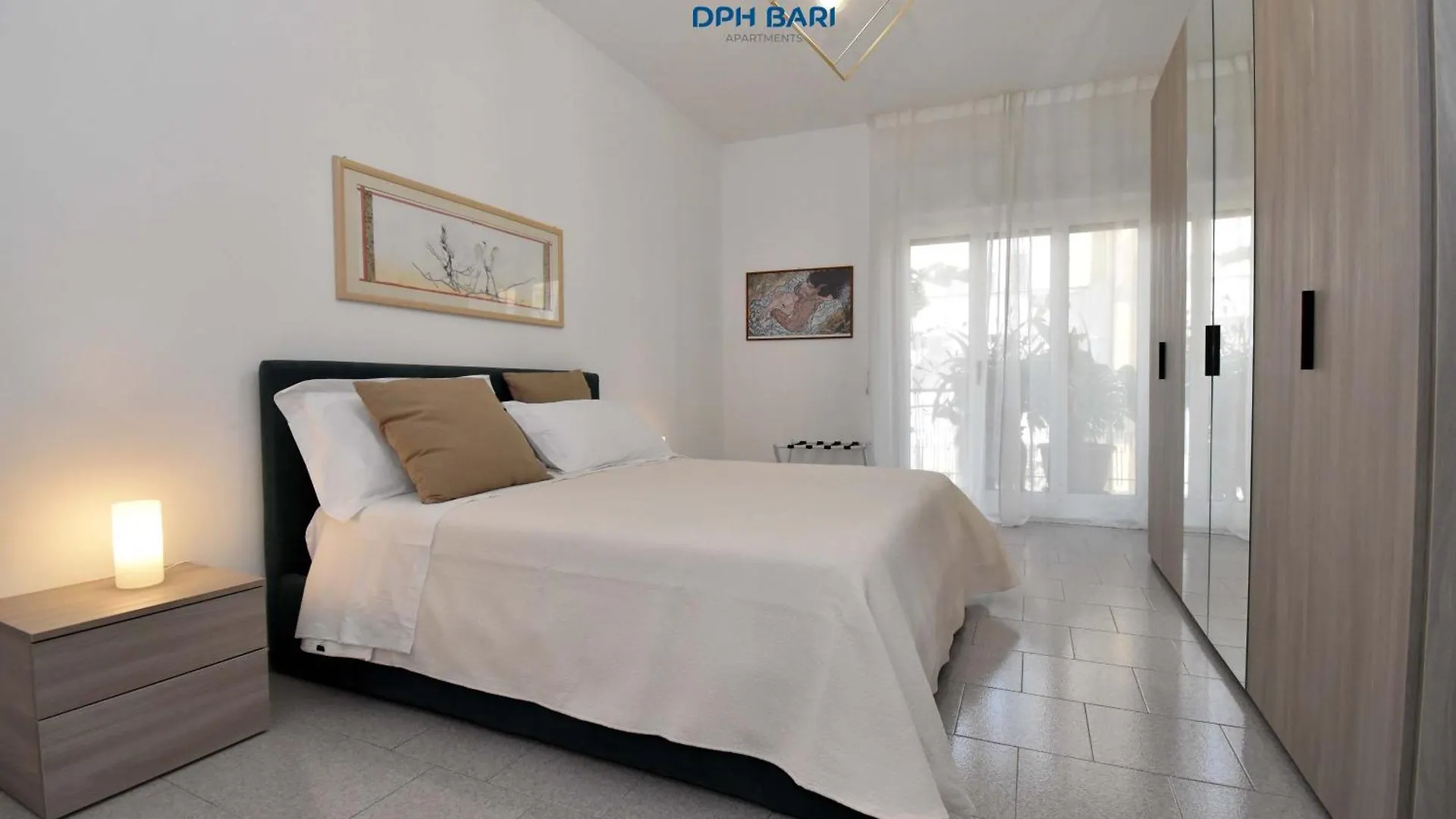 Dph Bari Apartments - Dei Mille Italy